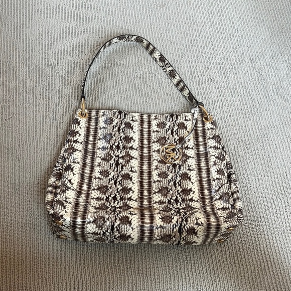 Michael Kors large purse - Picture 1 of 3